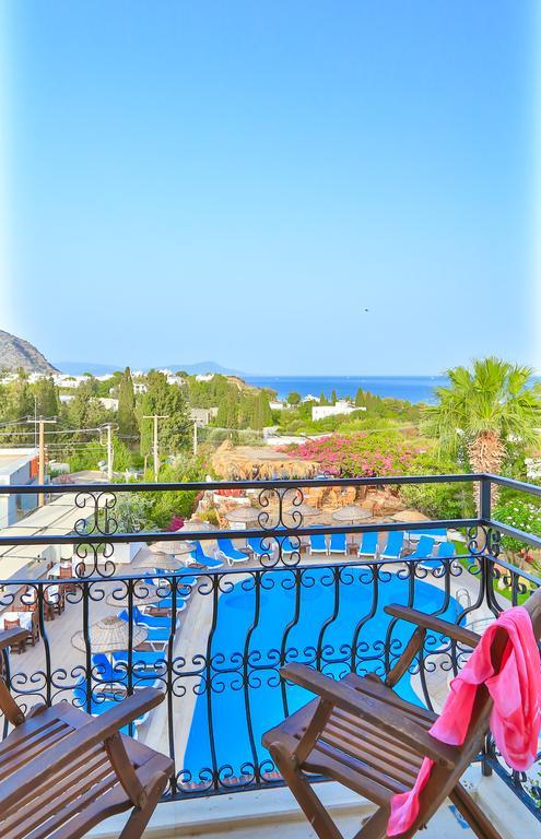 Sunny Garden Nilufer Hotel Тургутрейс Экстерьер фото